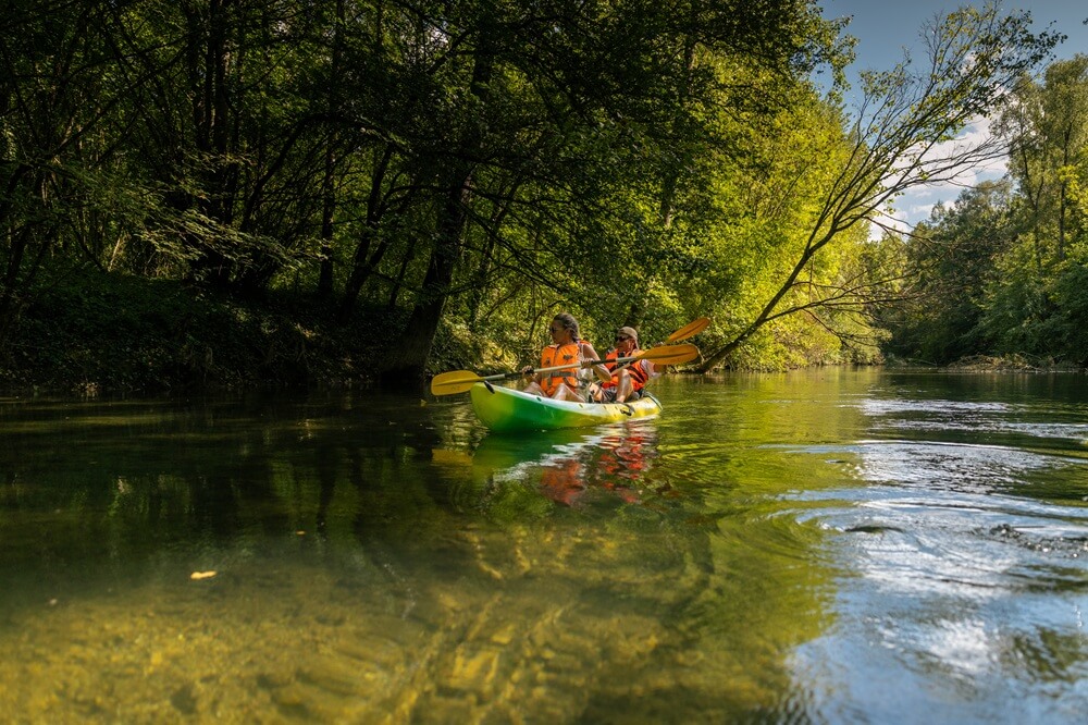 Balade en canoë-kayak sur la rivière Aube en Champagne